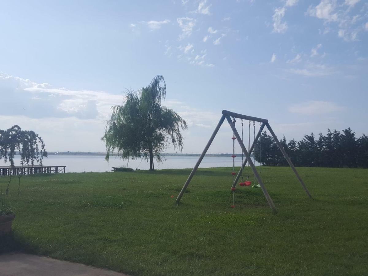 Lake Boutique * Mamaia